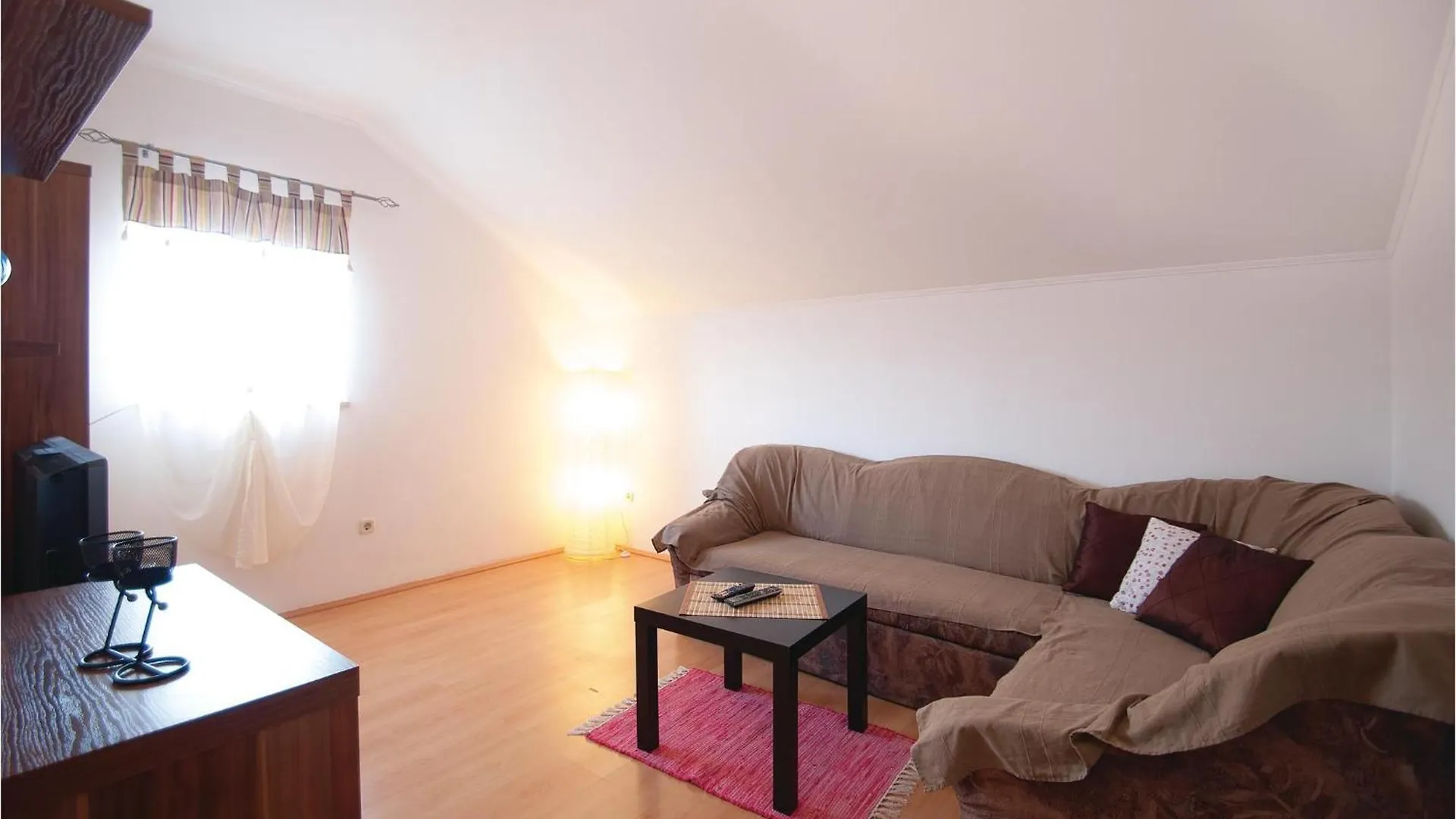 Lovely Apartment In Rovinj With Kitchen